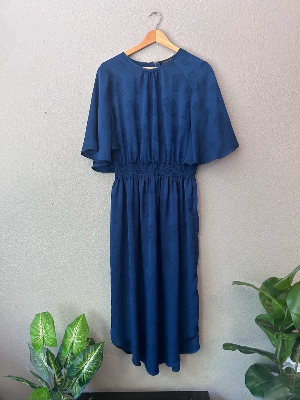 Current Air Deep Blue Floral Midi Dress with Smocked Waist Size Medium